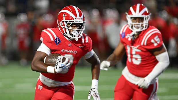 Mater Dei  55, Kahuku 8 by Heston Quan 9-9-23090920232